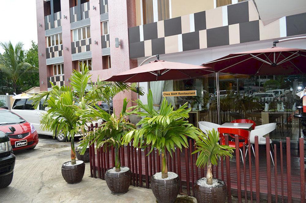 Business Alliance Hotel Rangoon Buitenkant foto